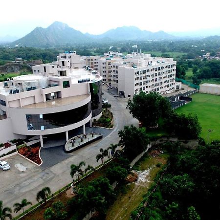 Spectrum Resort, Spa & Residences Udaipur Eksteriør bilde